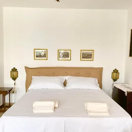 La Depandance Di Rosa Locazioni Brevi Mondello